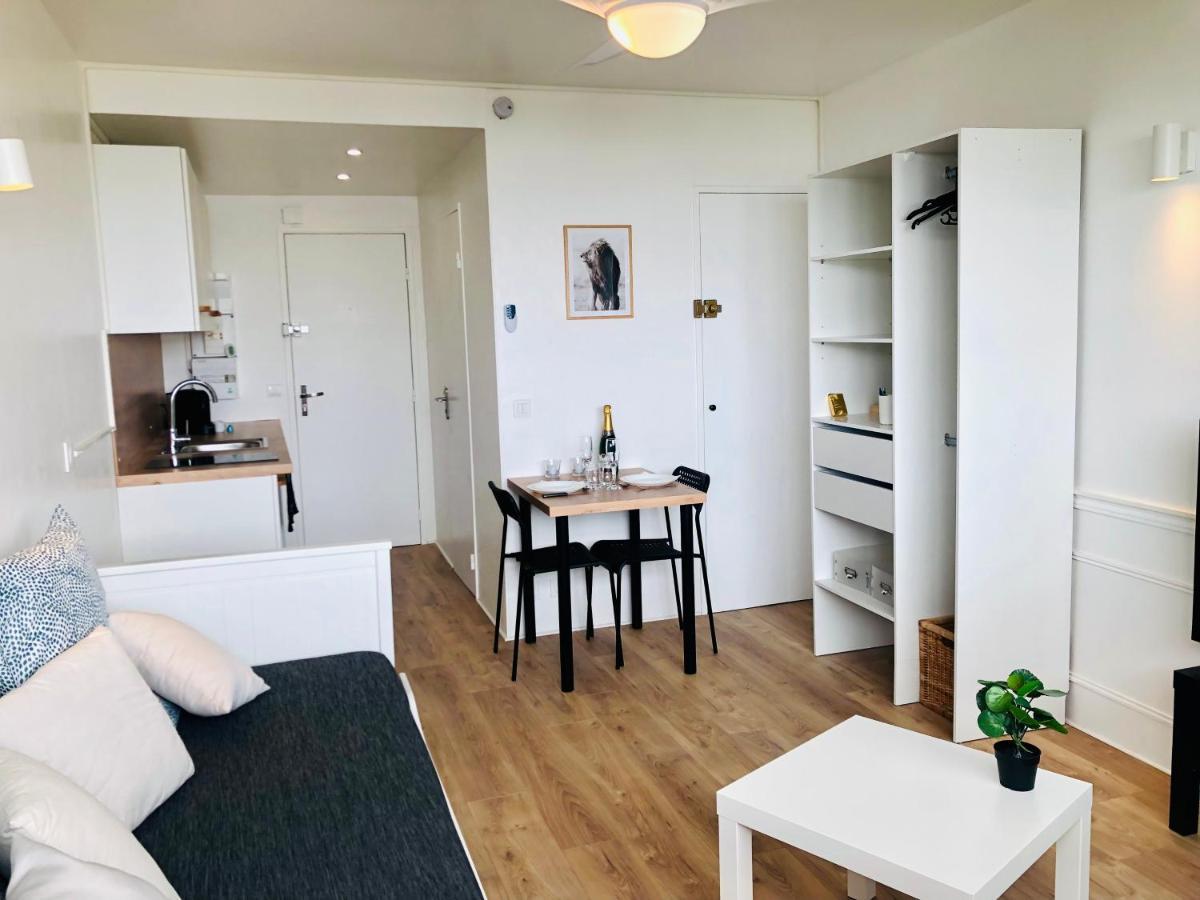 Superbe Appartement Front De Mer Вилньов Любе Екстериор снимка