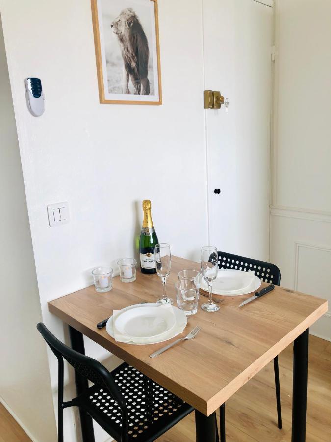 Superbe Appartement Front De Mer Вилньов Любе Екстериор снимка