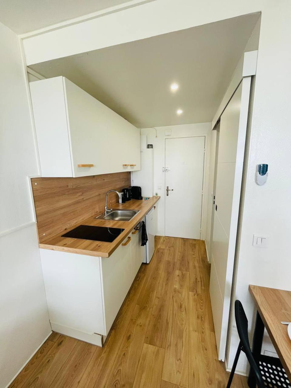 Superbe Appartement Front De Mer Вилньов Любе Екстериор снимка
